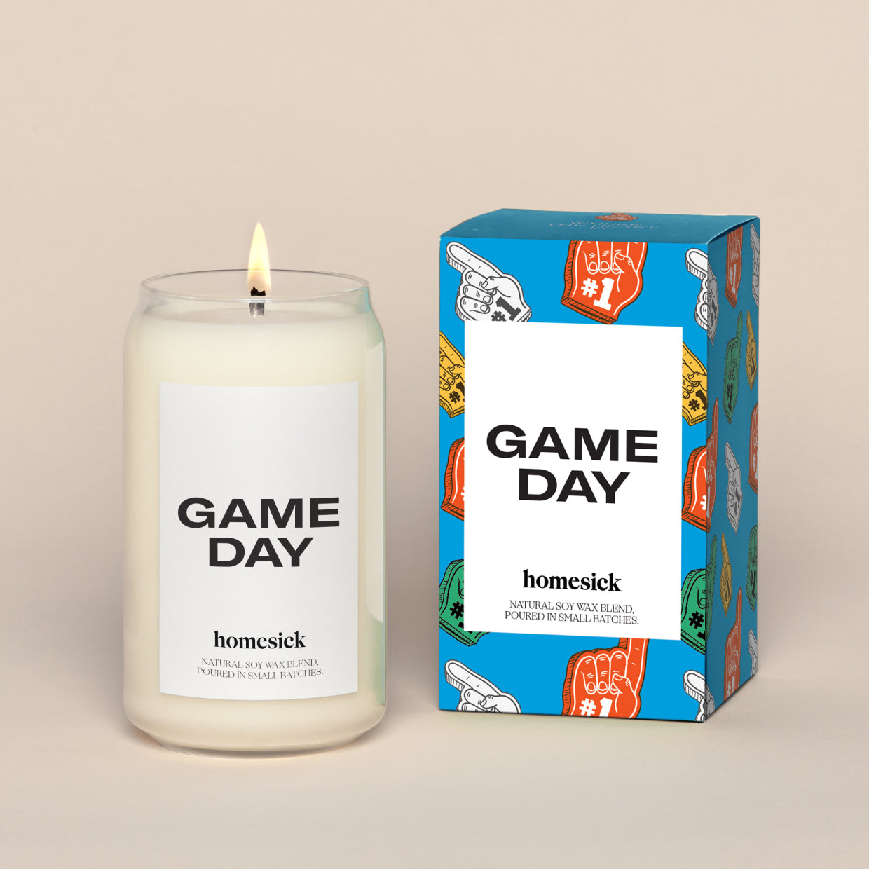 HMS.College.Towns_.Game_.Day_.Candle.1.Ecom_.PDP_.1.jpg